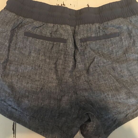 Athleta size 2 gray shorts drawstring - Picture 2 of 4